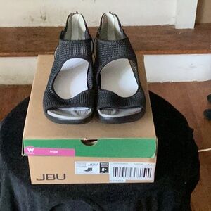 JBU Women's Black Open-Toe Sandals